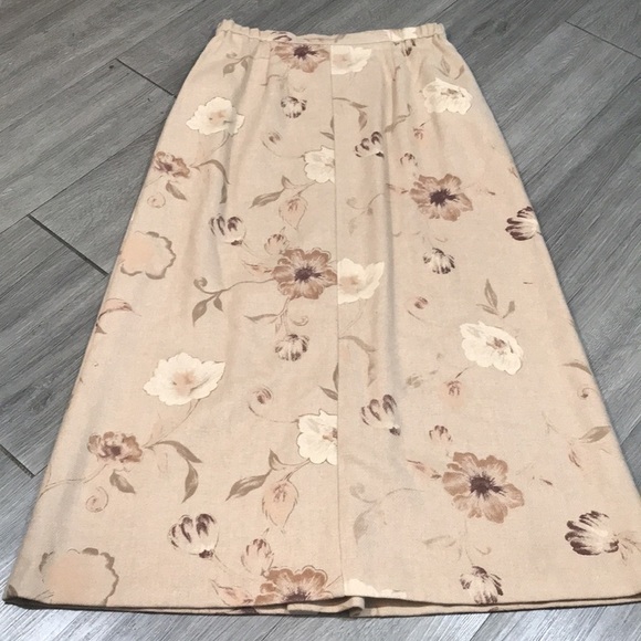 Orvis Wool Blend VTG Khaki Floral Maxi Skirt w/ Pockets Both Sides size 8 - Picture 9 of 13